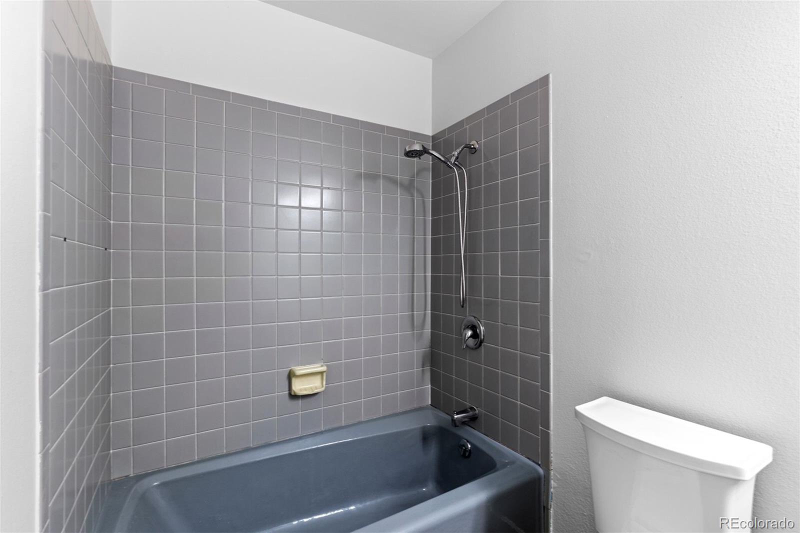 2120 W 31st Avenue Unit: 12