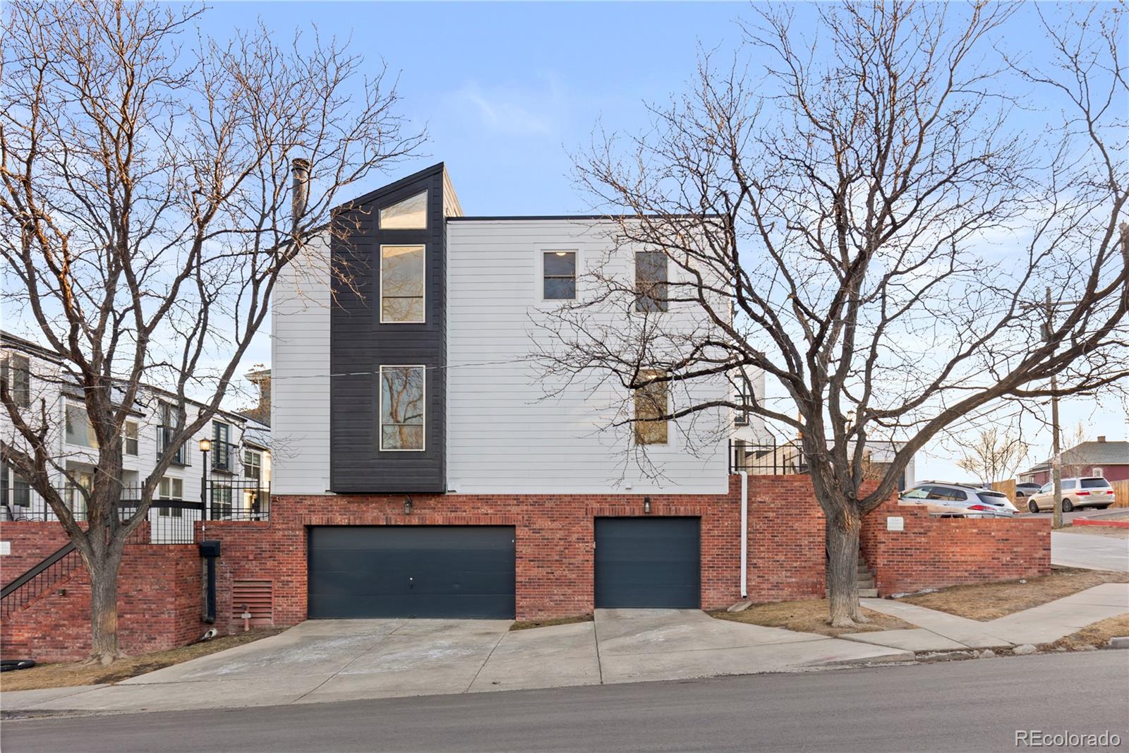 2120 W 31st Avenue Unit: 12