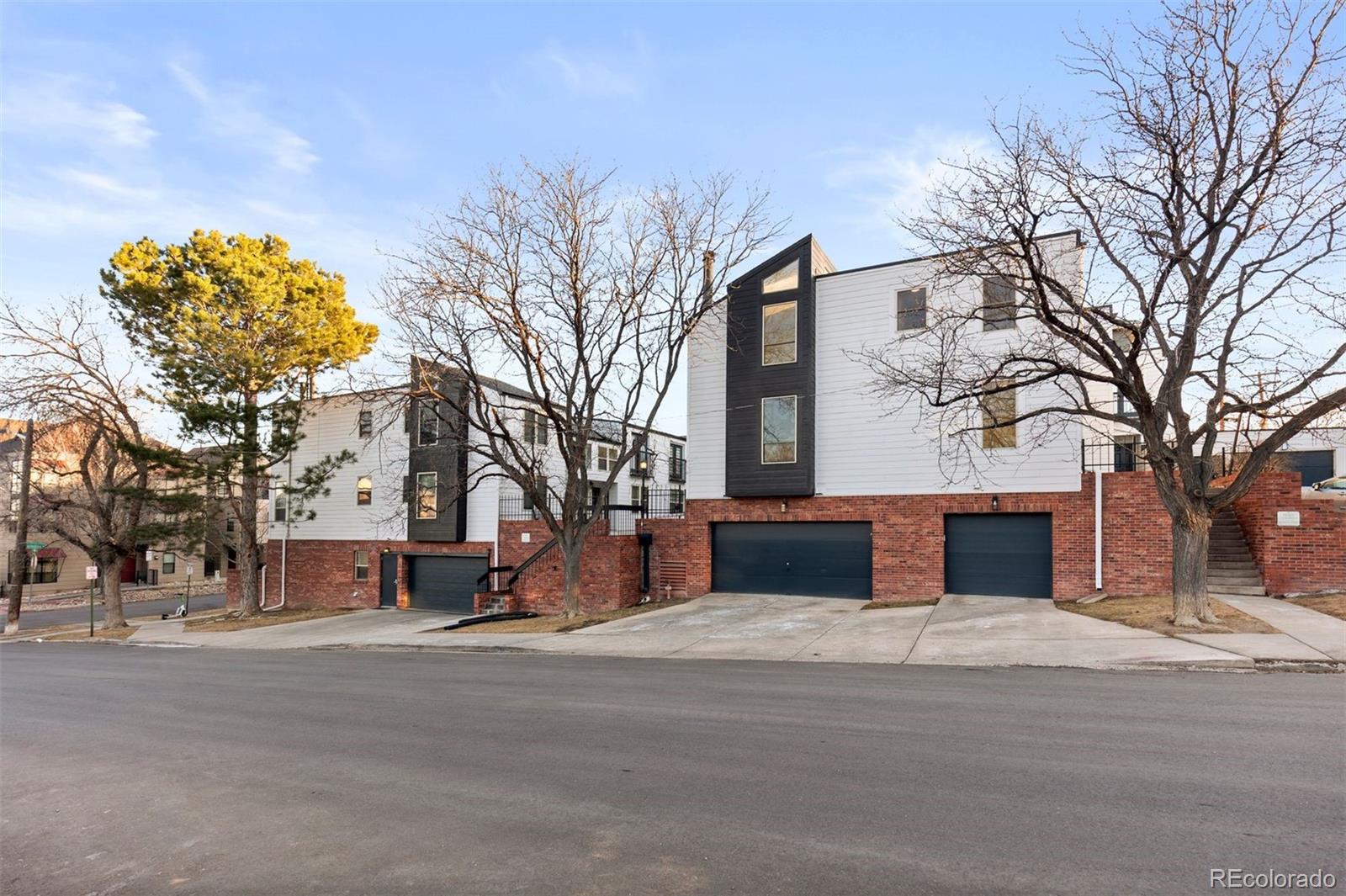 2120 W 31st Avenue Unit: 12