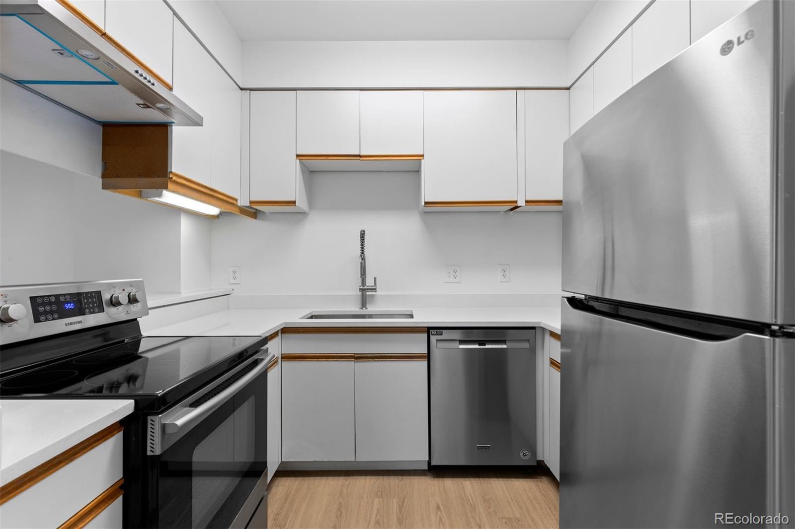 2120 W 31st Avenue Unit: 12