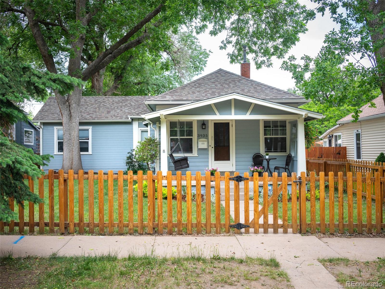 3935 Zenobia Street