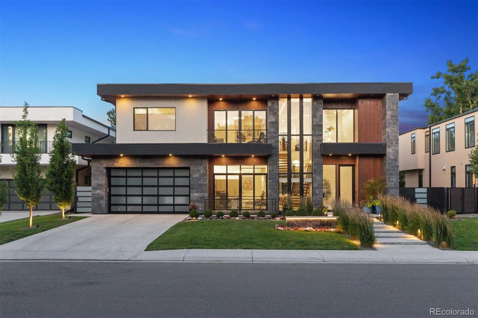 164 S Fairfax Street