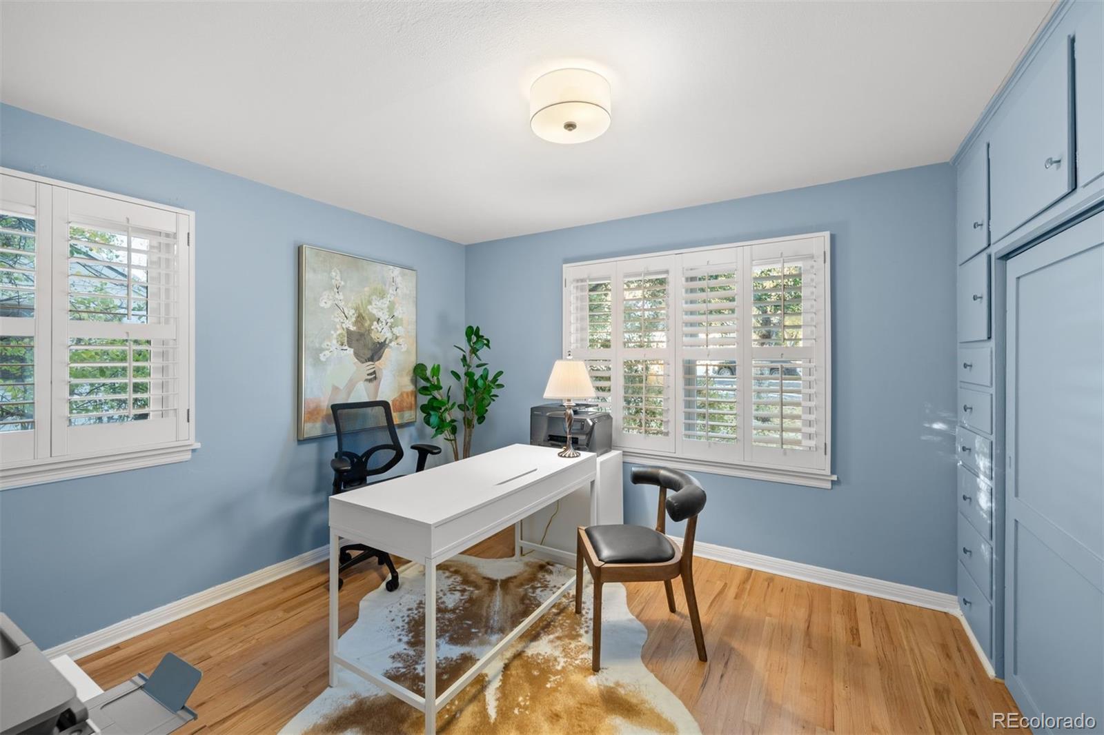 1050 E Amherst Avenue