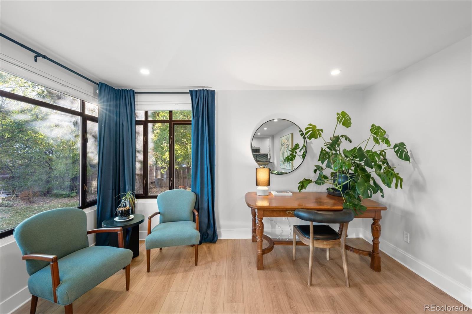 1050 E Amherst Avenue