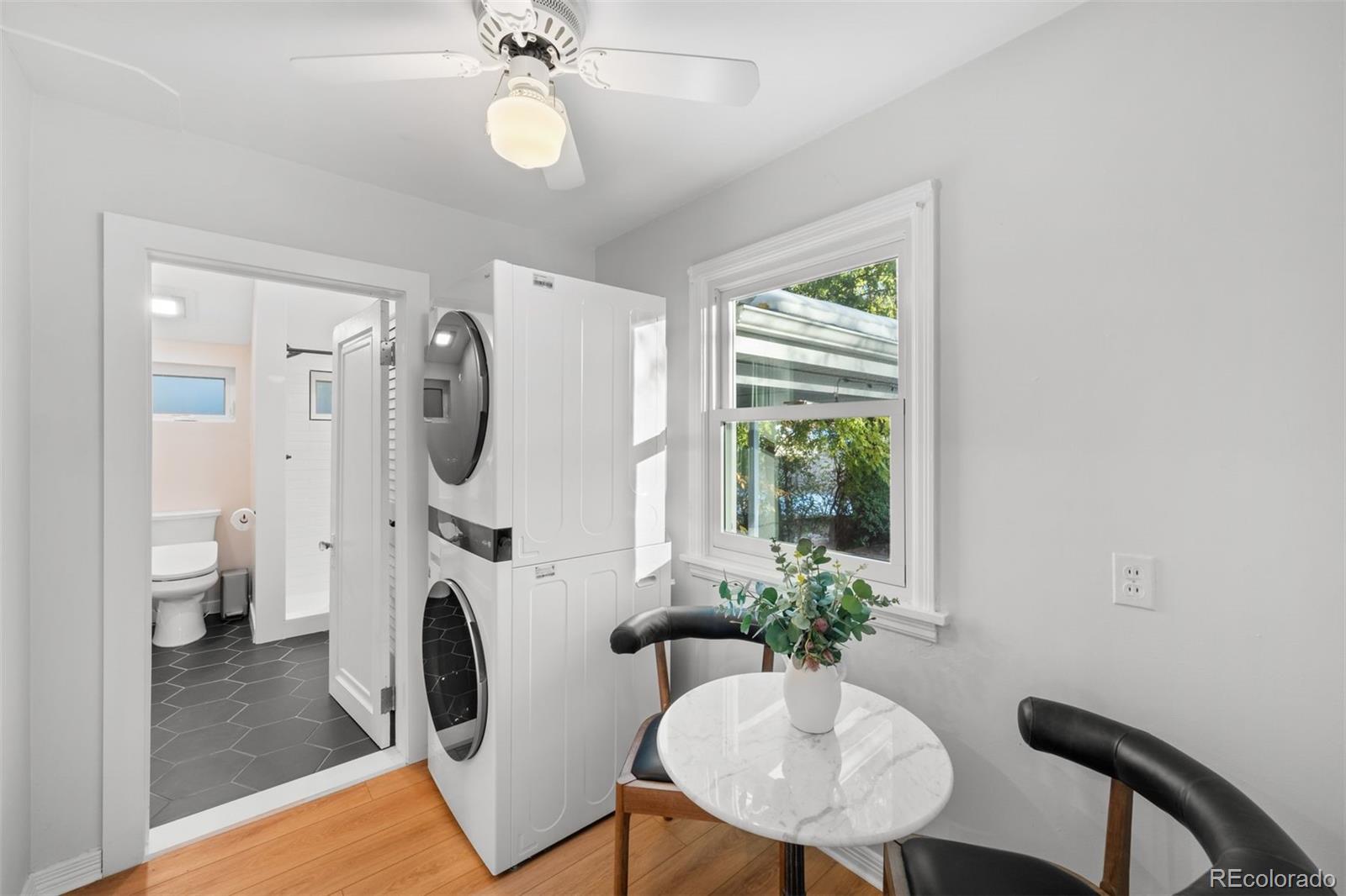 1050 E Amherst Avenue