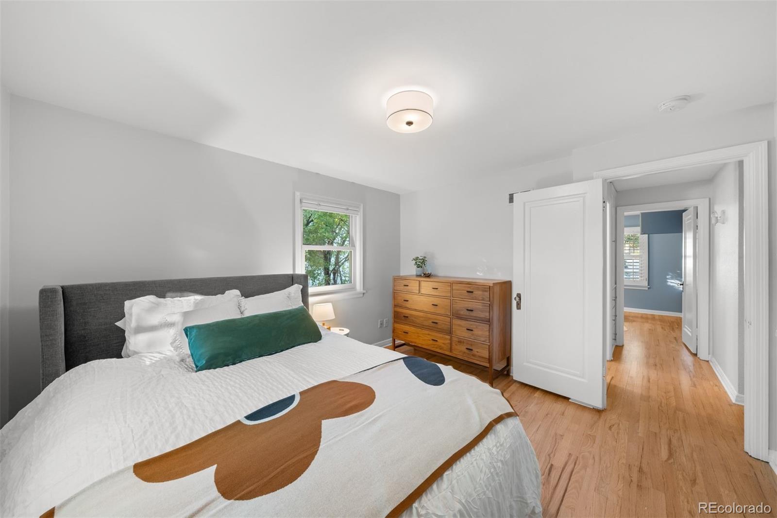 1050 E Amherst Avenue