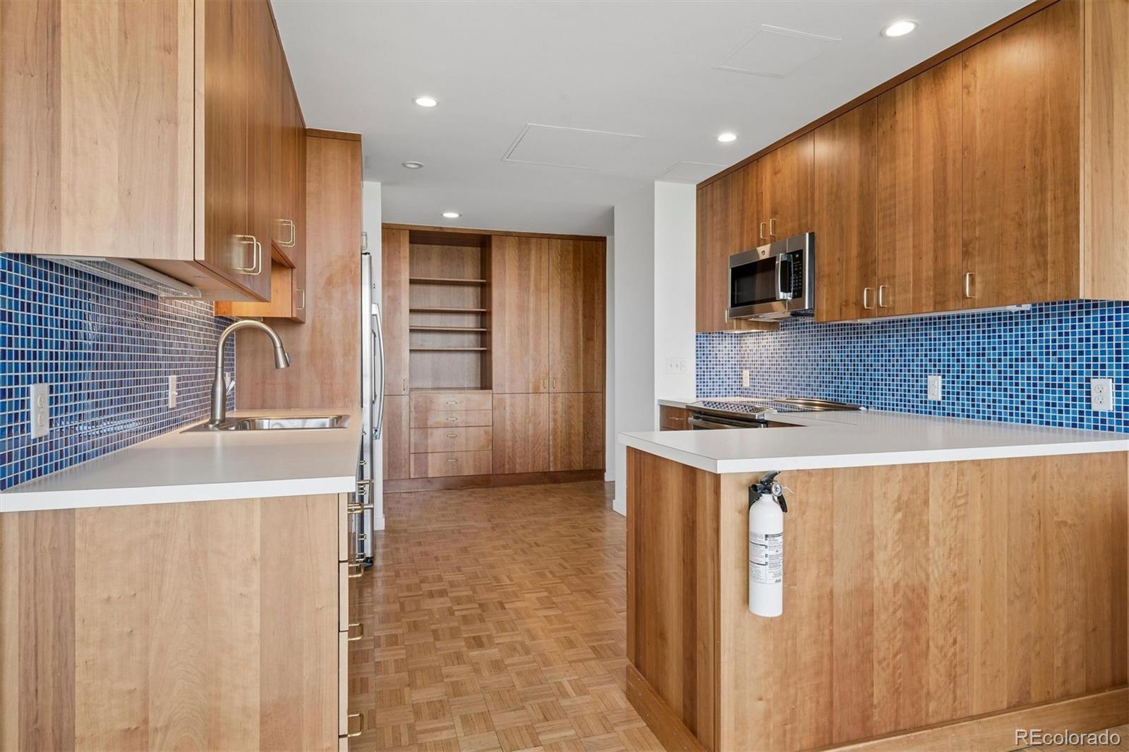 1201 N Williams Street Unit: 3C