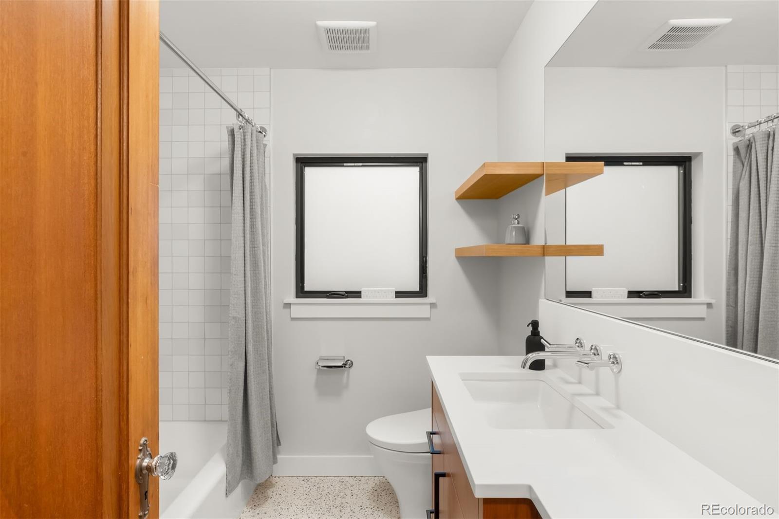 840 S Gaylord Street