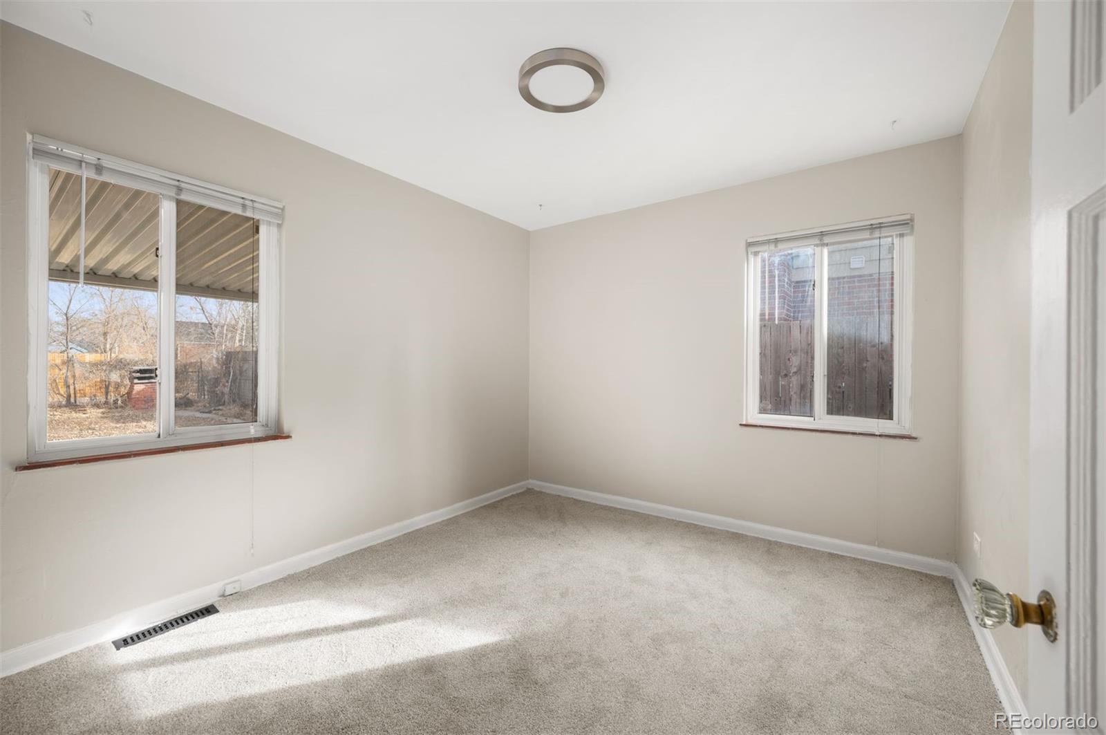 2540 Magnolia Street