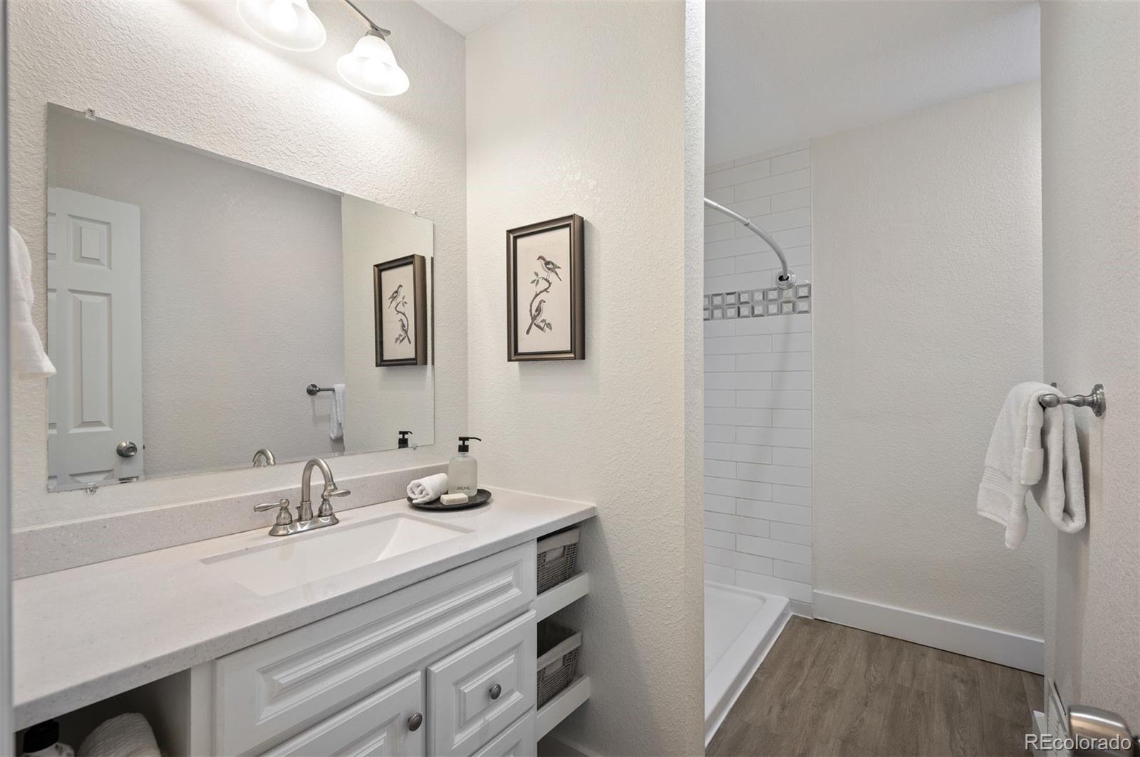 1422 N Quebec Street