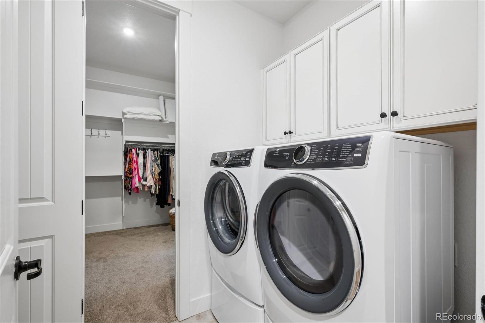 8749 S Quatar Street