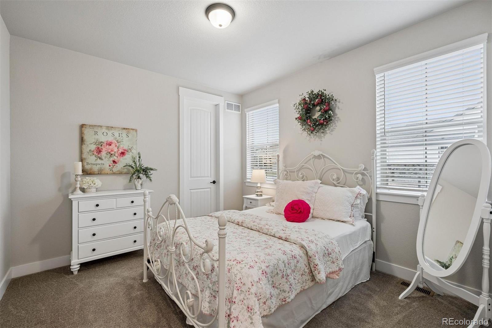 8749 S Quatar Street