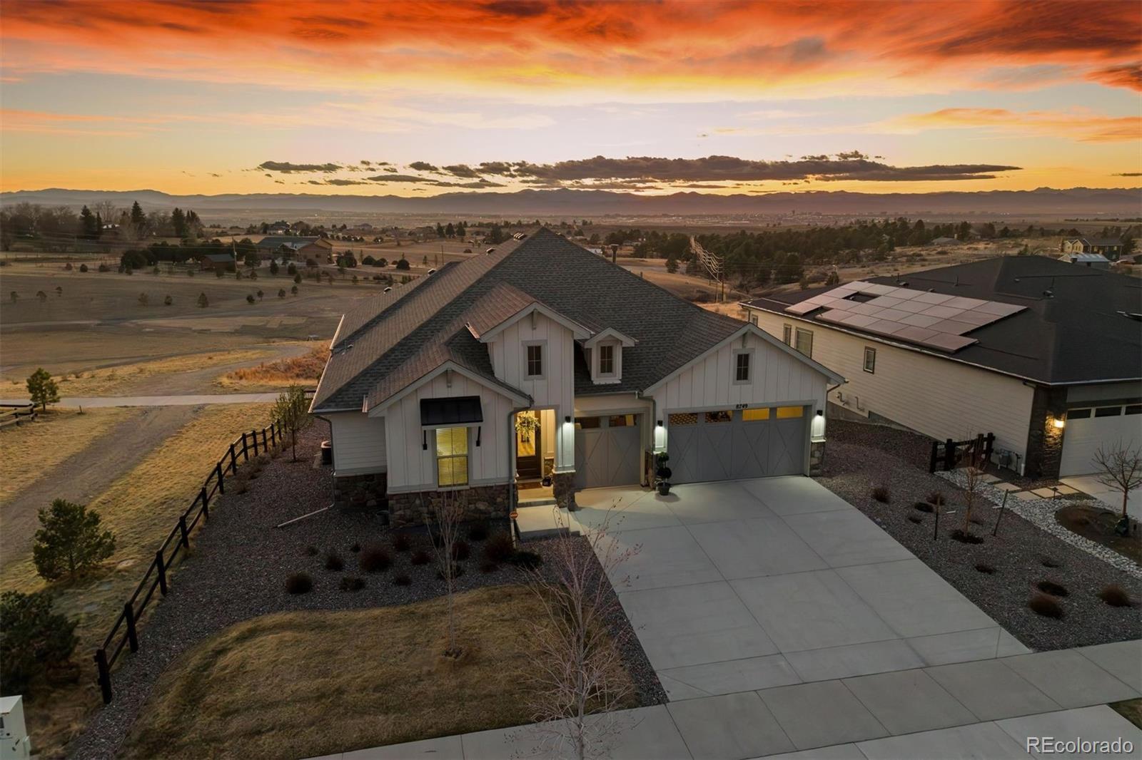 8749 S Quatar Street