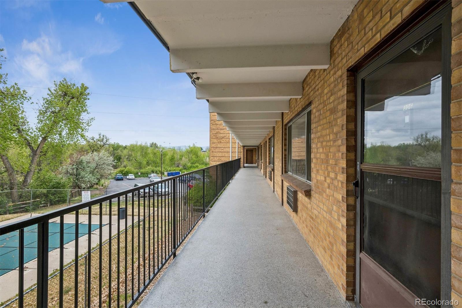 800 W Belleview Avenue Unit: 306