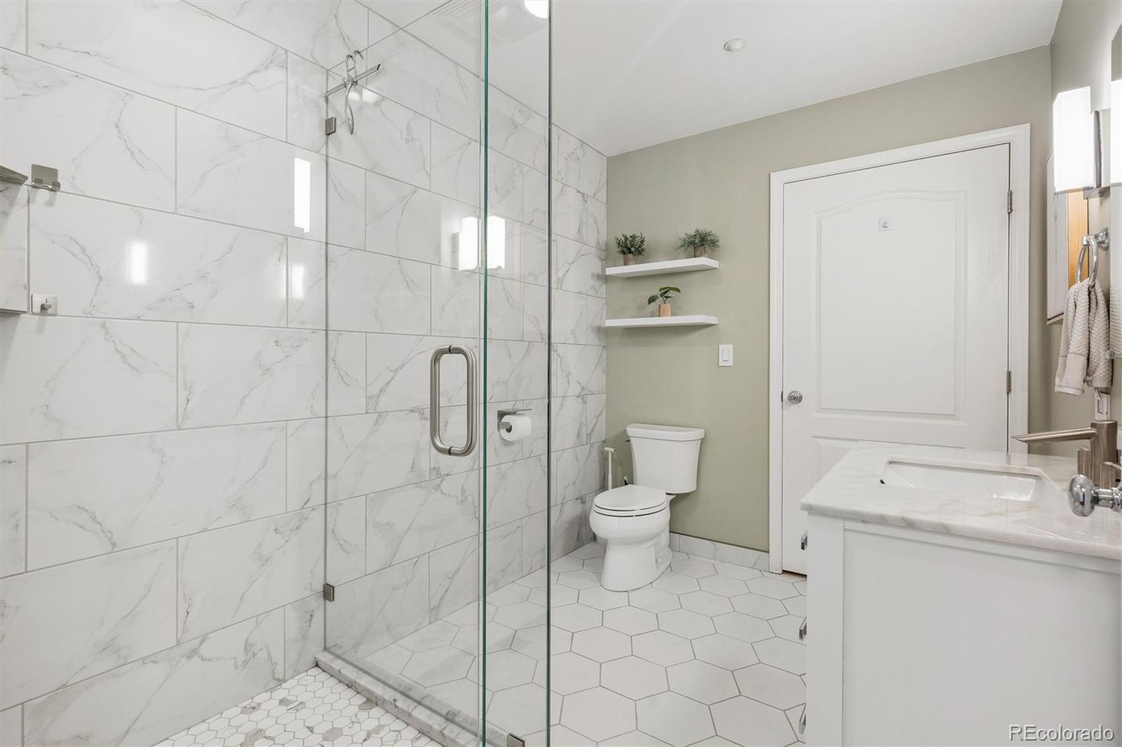300 W 11th Avenue Unit: 10E