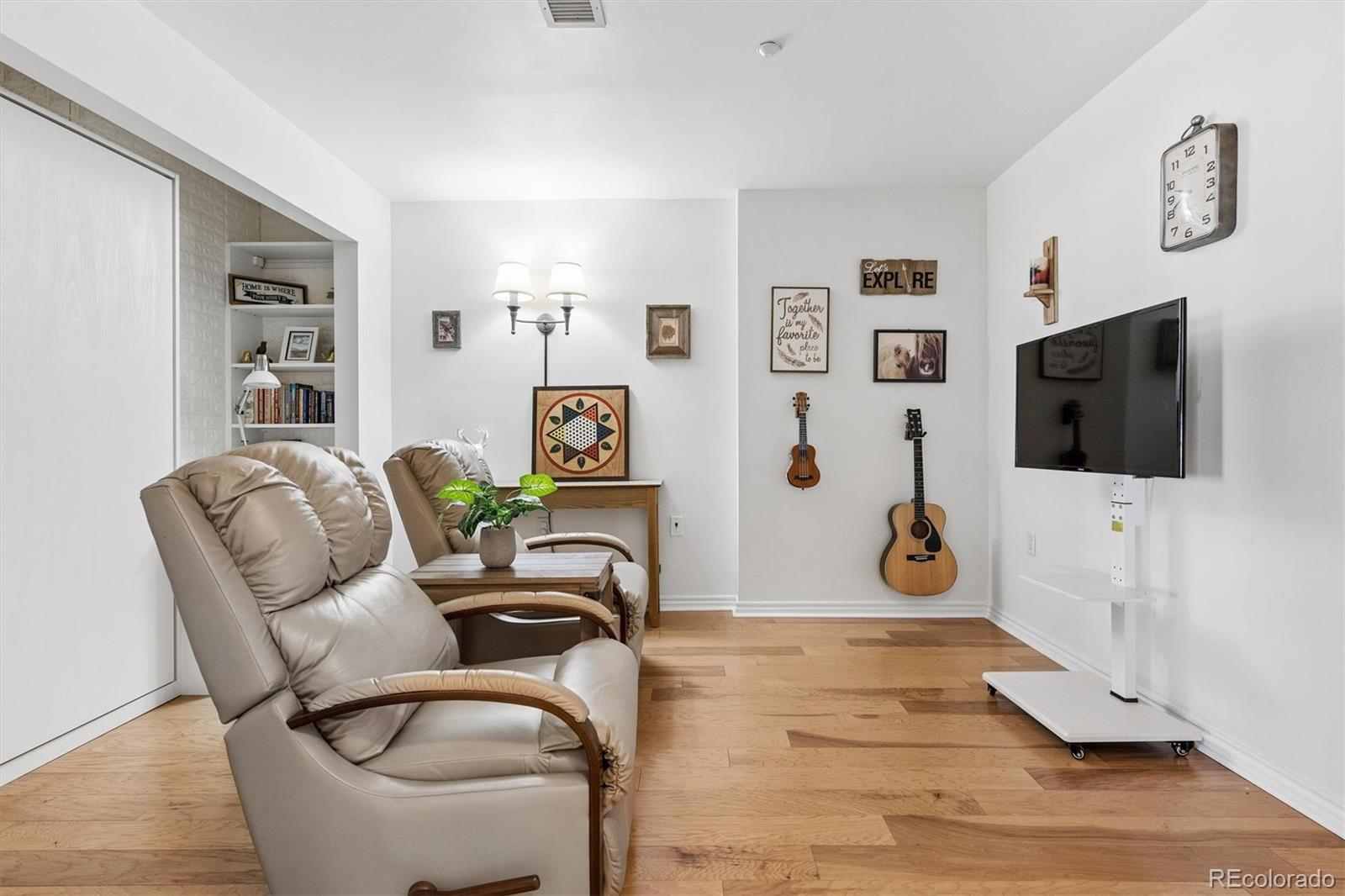 300 W 11th Avenue Unit: 10E