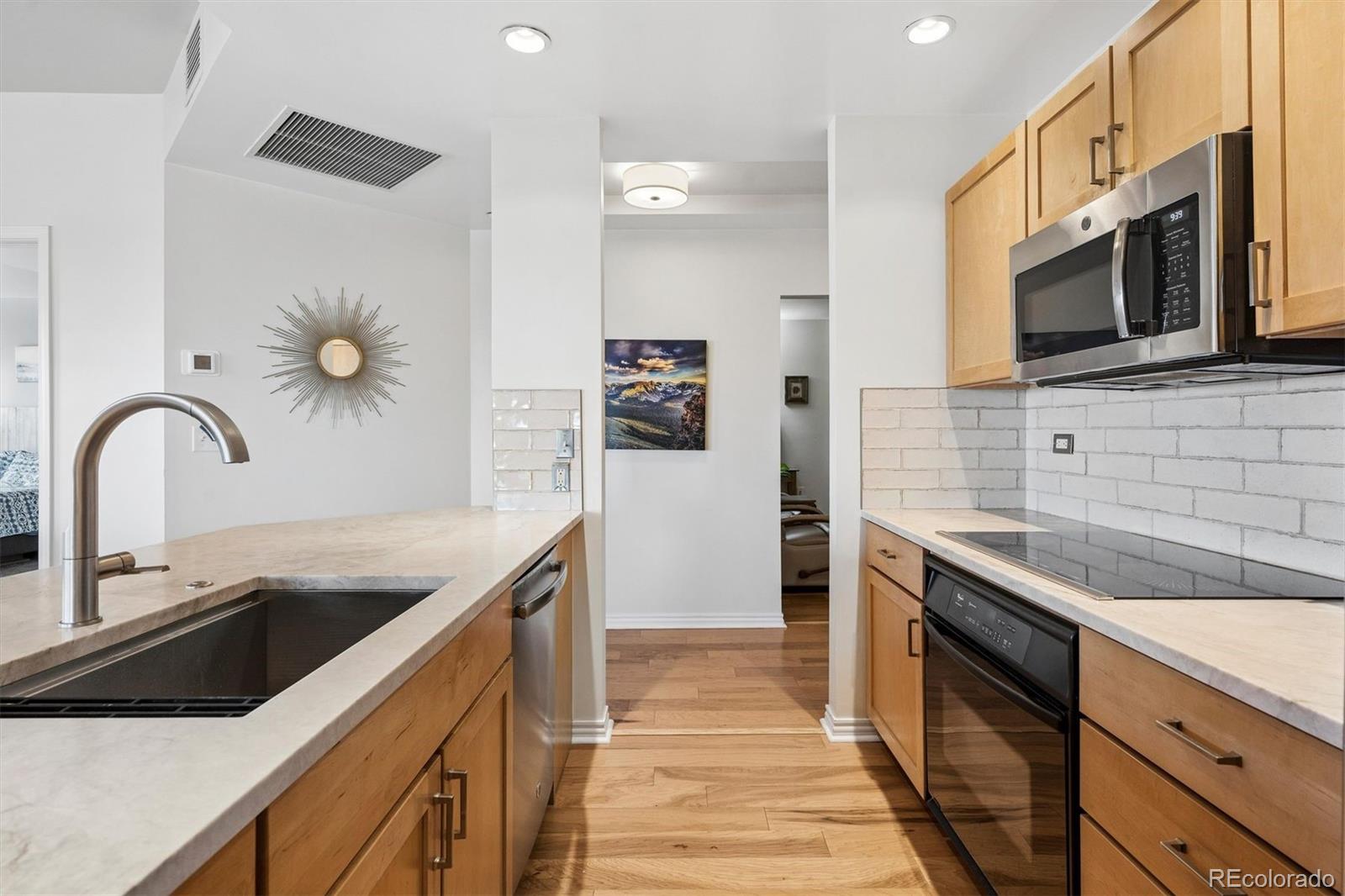 300 W 11th Avenue Unit: 10E