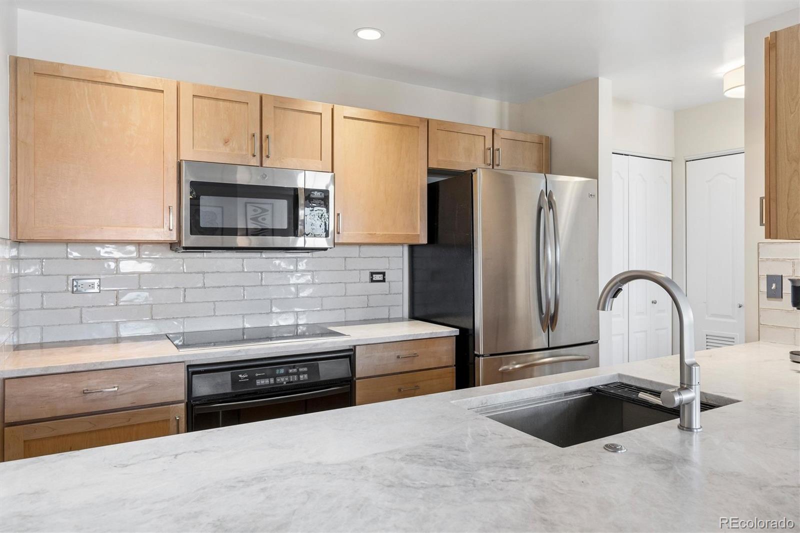 300 W 11th Avenue Unit: 10E