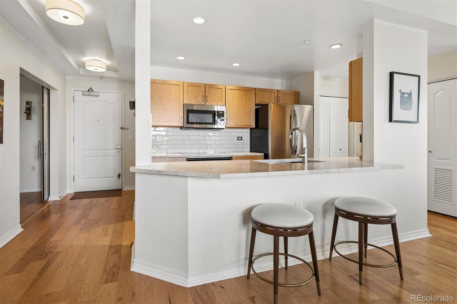 300 W 11th Avenue Unit: 10E