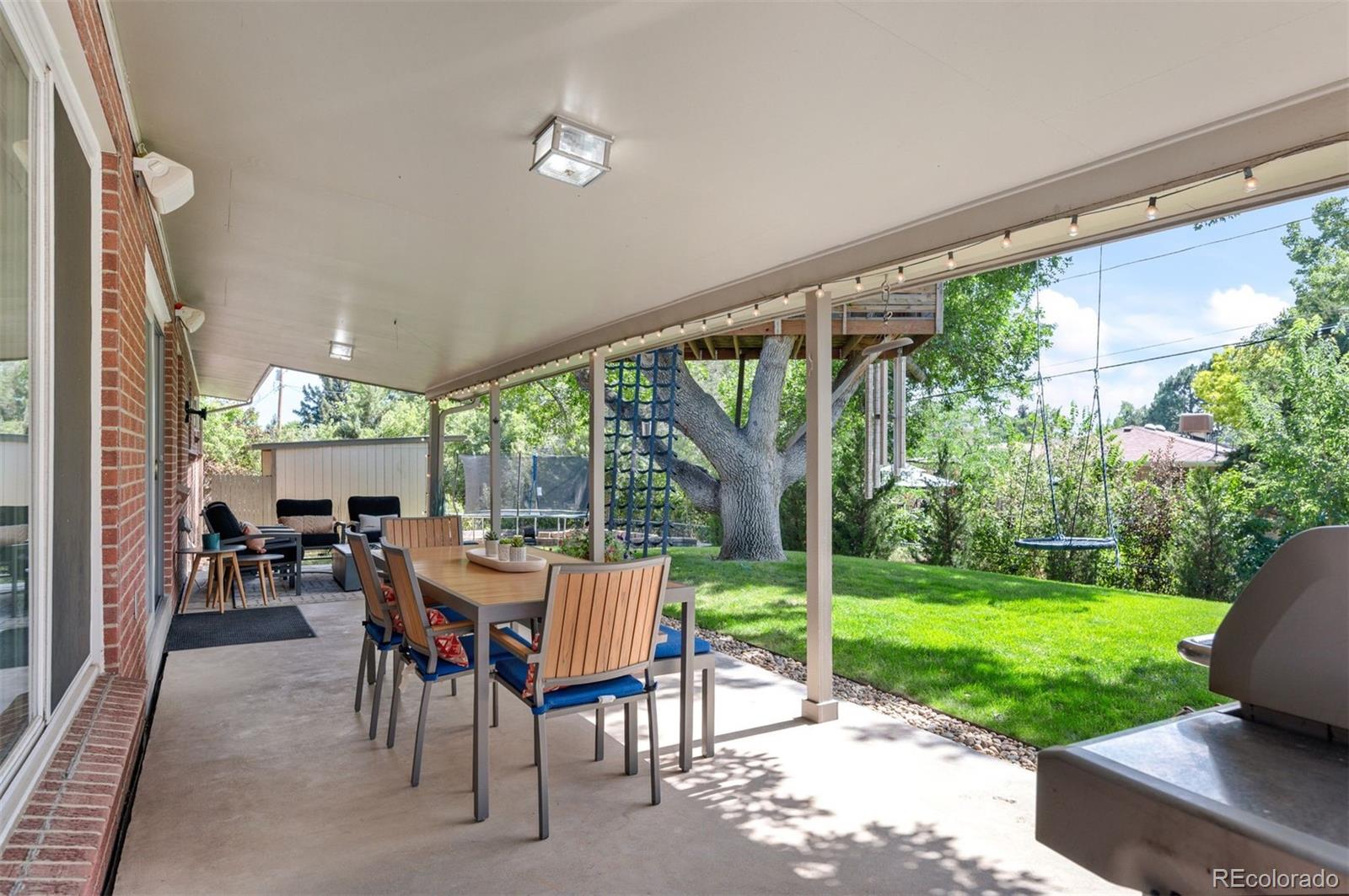 2471 S Jasmine Place