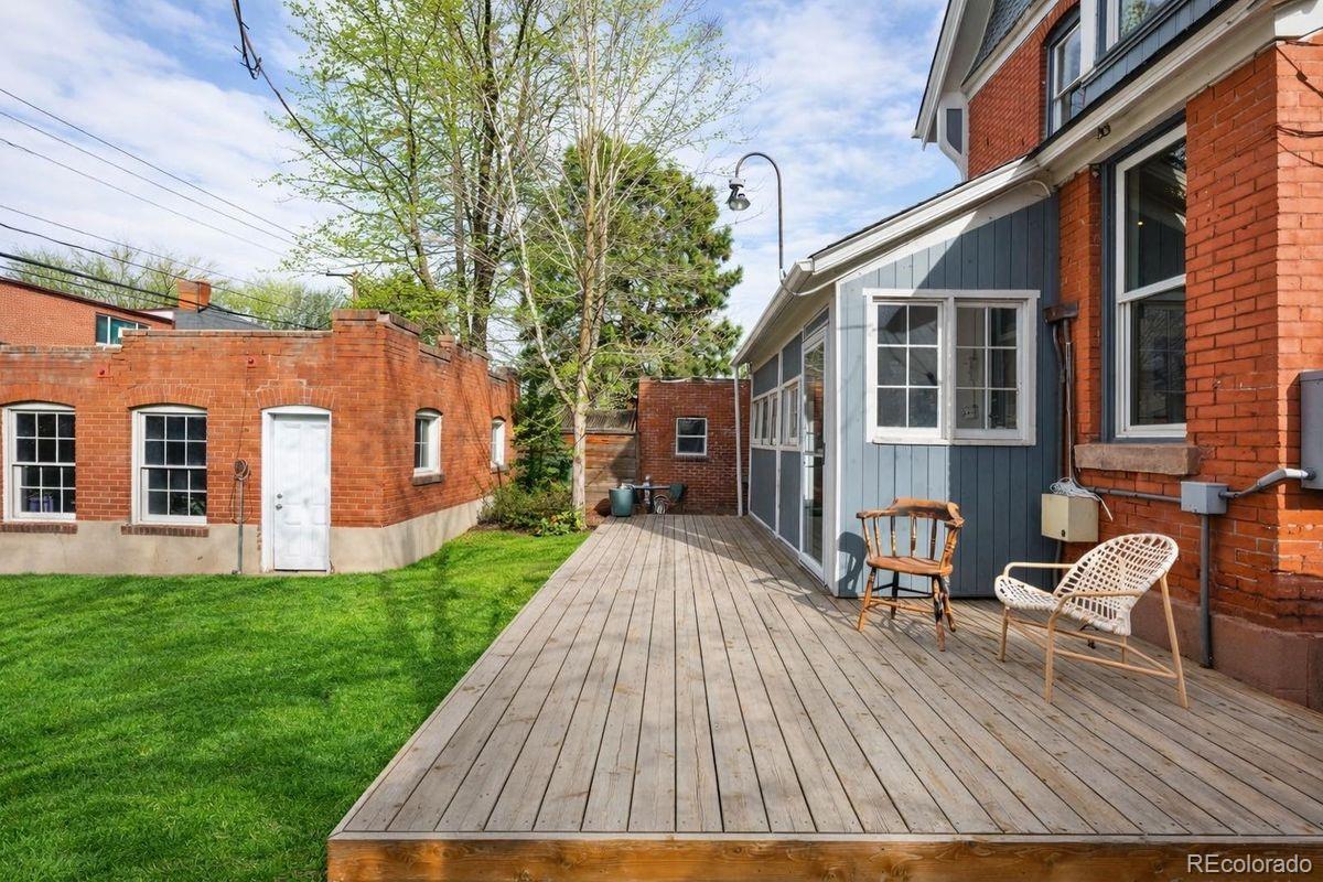 131 N Sherman Street