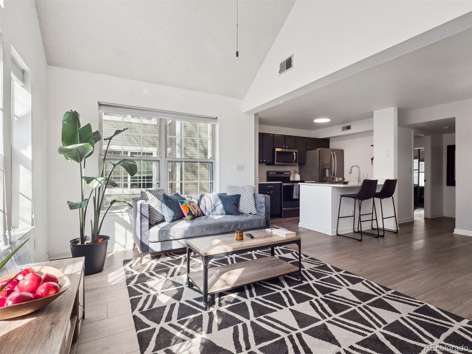 6755 S Ivy Street Unit: A7