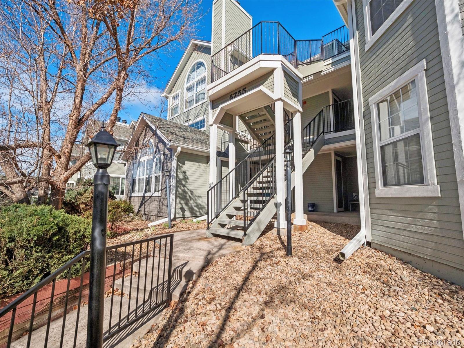 6755 S Ivy Street Unit: A7