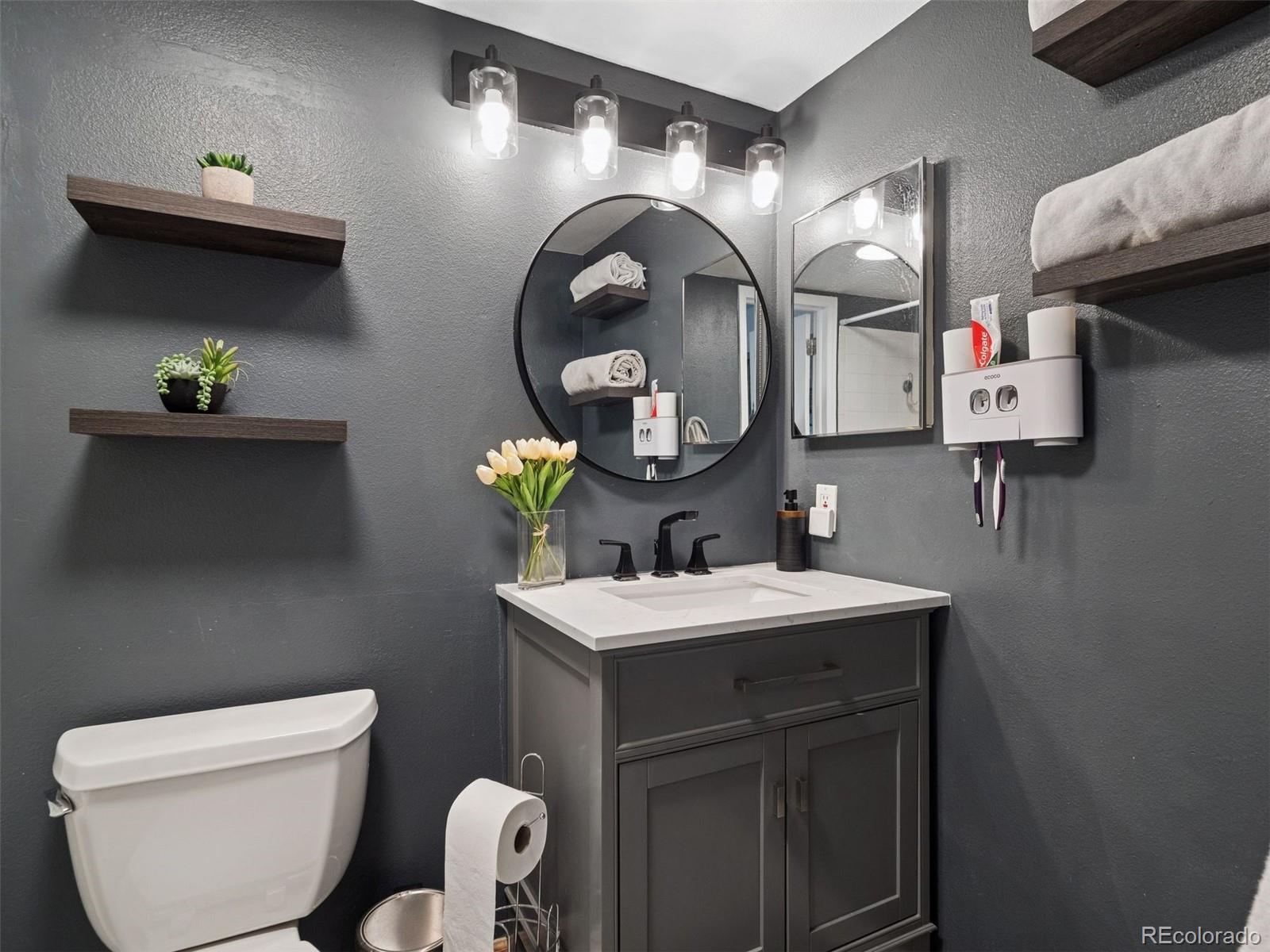 6755 S Ivy Street Unit: A7