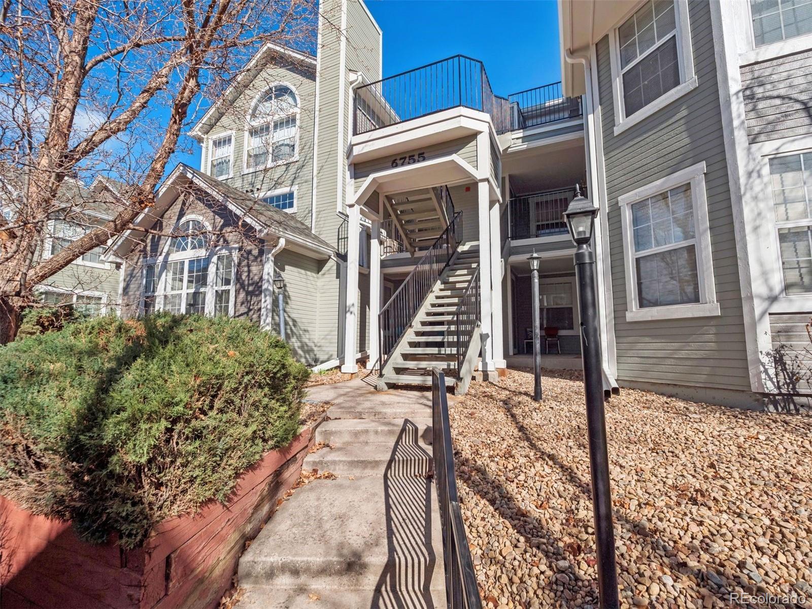 6755 S Ivy Street Unit: A7