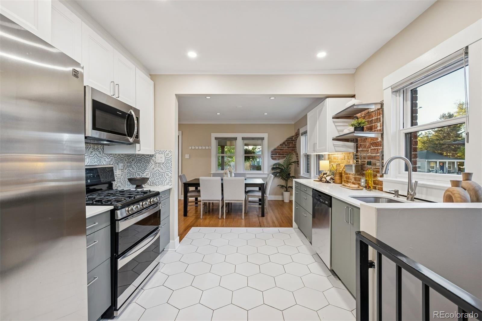 4446 Lowell Boulevard