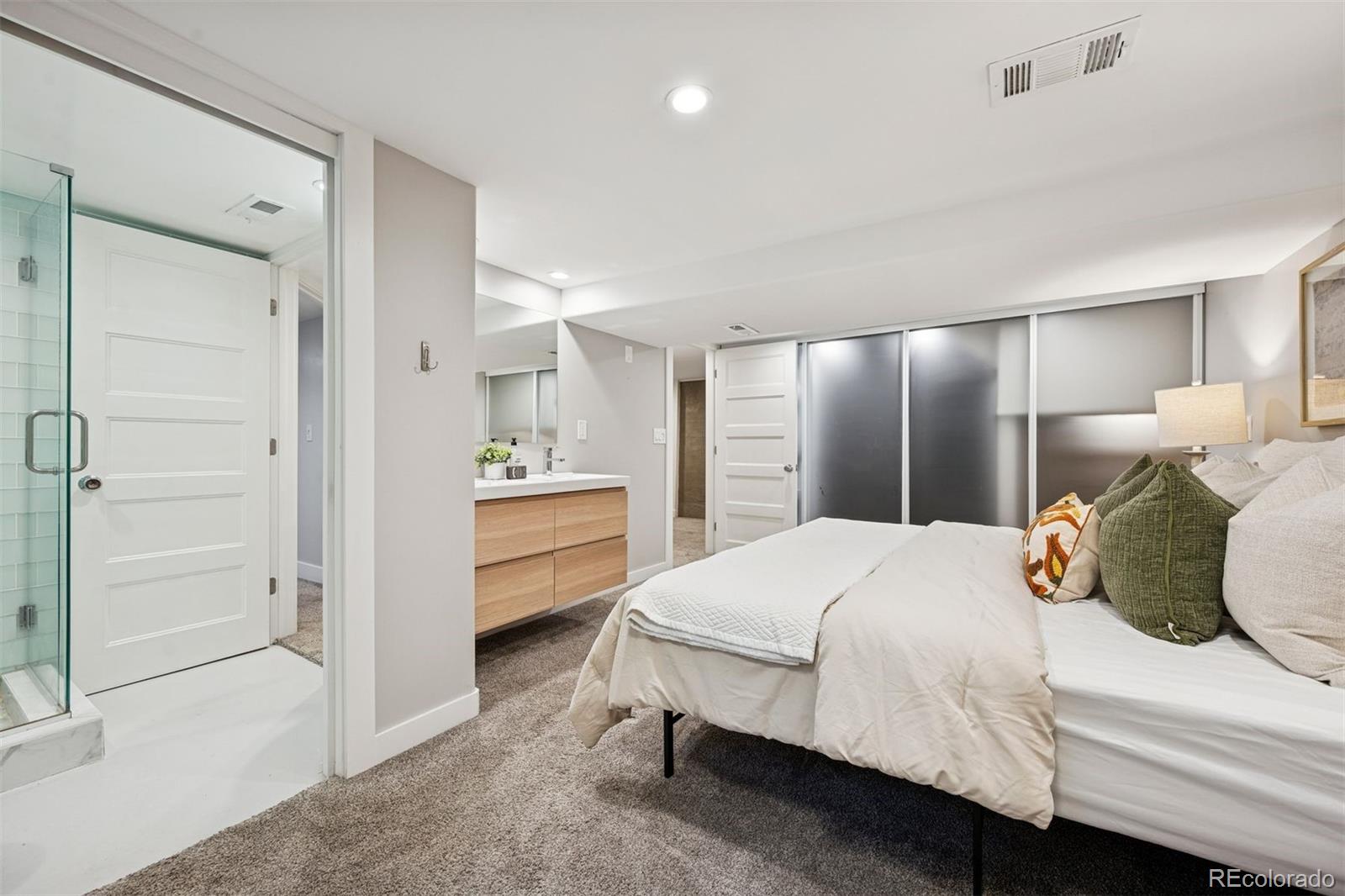 4446 Lowell Boulevard