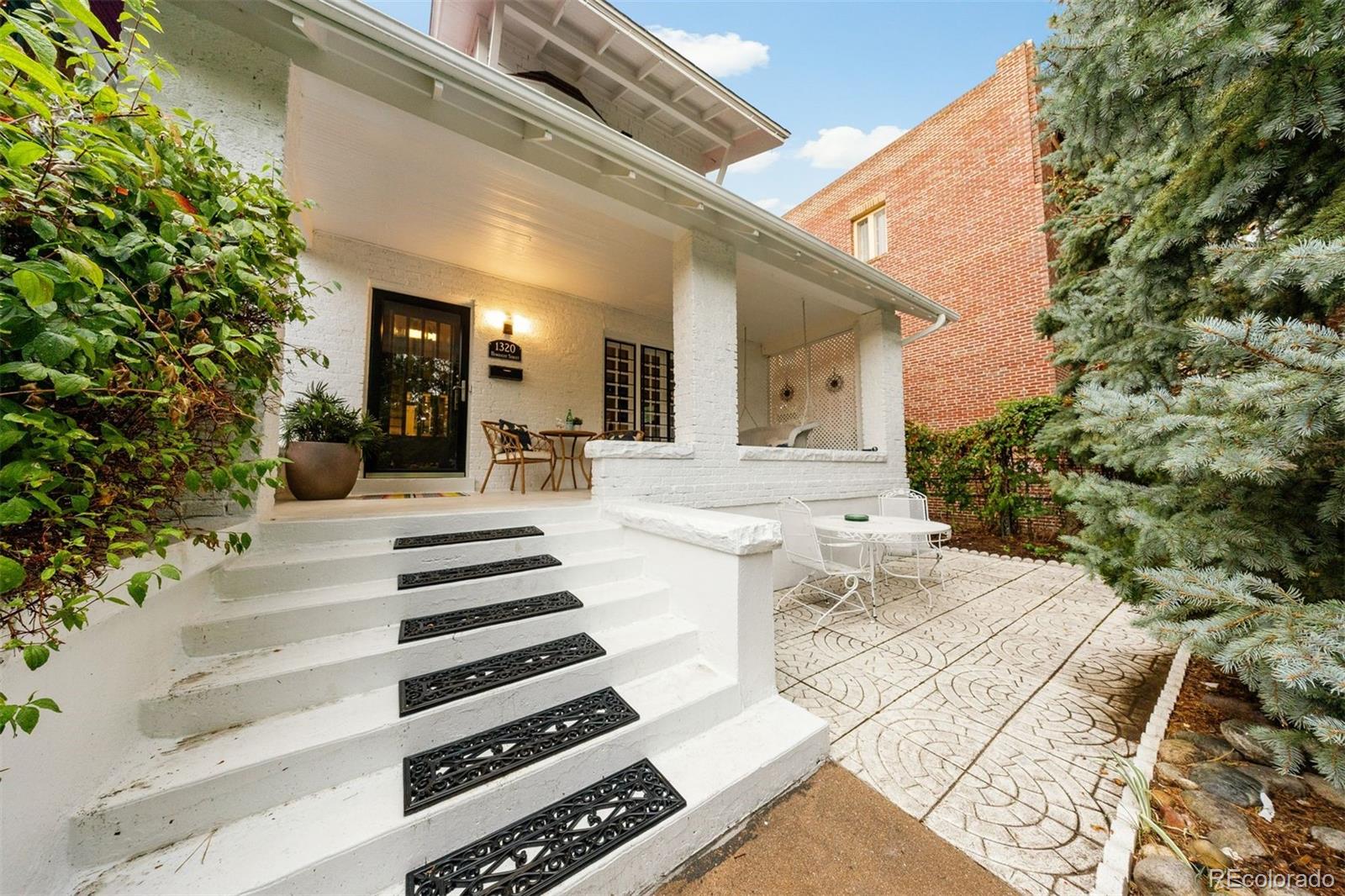 1320 N Humboldt Street