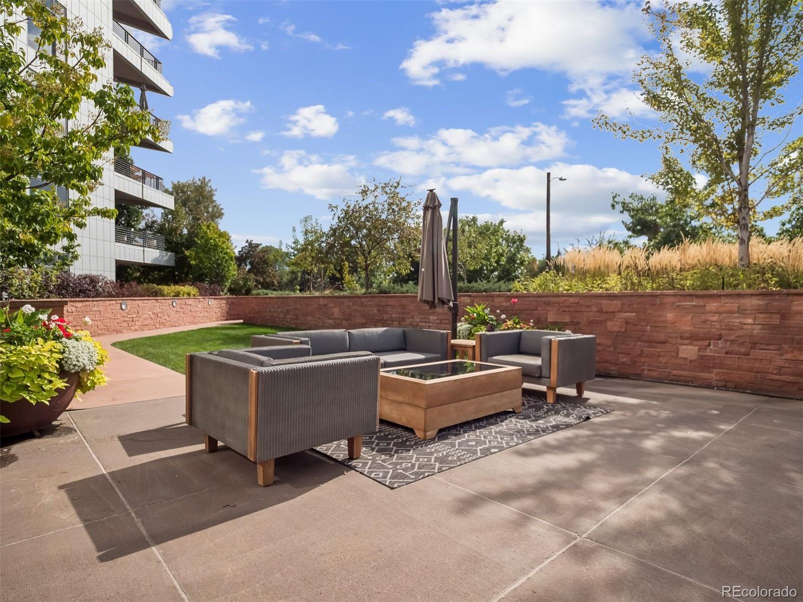 333 S Monroe Street Unit: 313