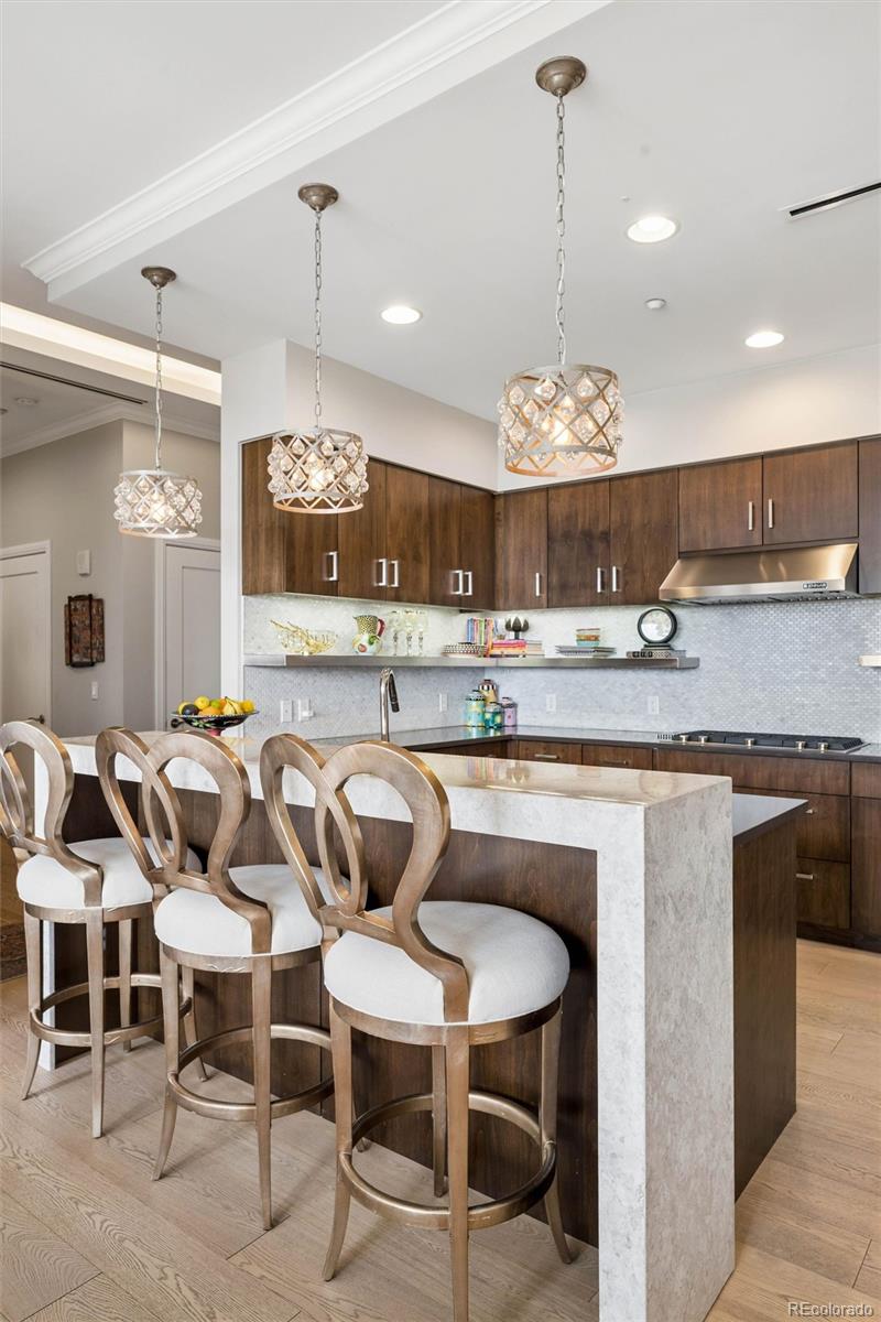 7600 Landmark Way Unit: 701-2