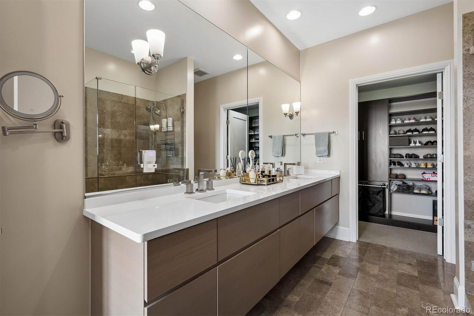 7600 Landmark Way Unit: 701-2