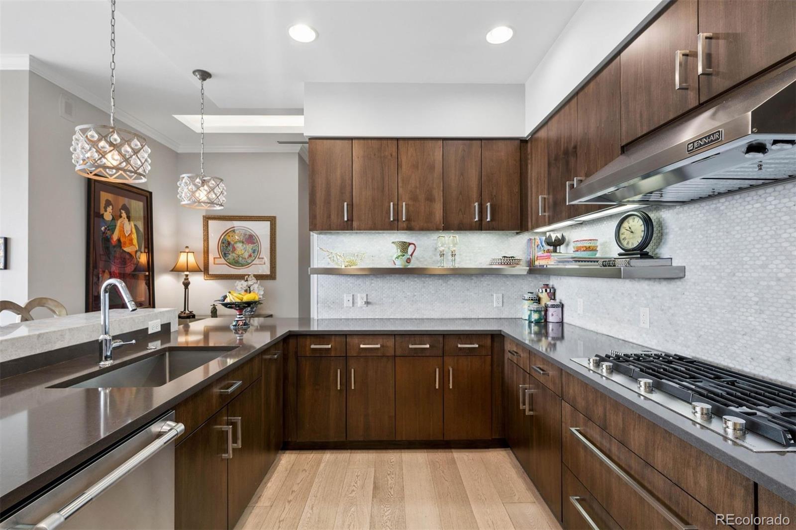 7600 Landmark Way Unit: 701-2