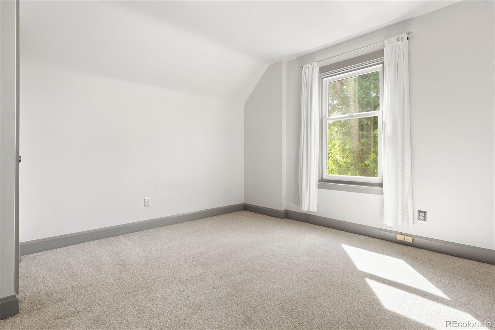 165 S Clarkson Street