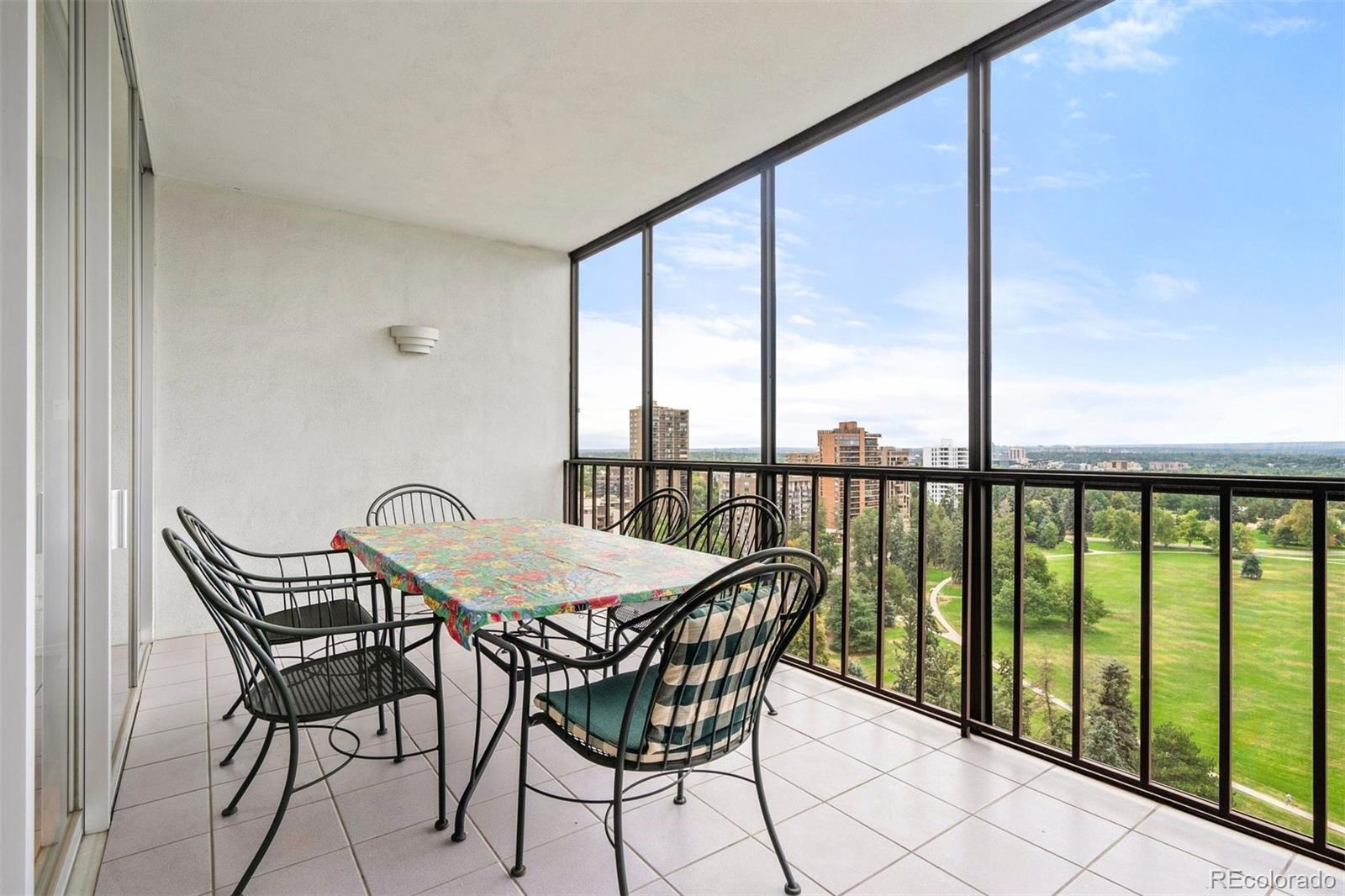 1201 N Williams Street Unit: 18A