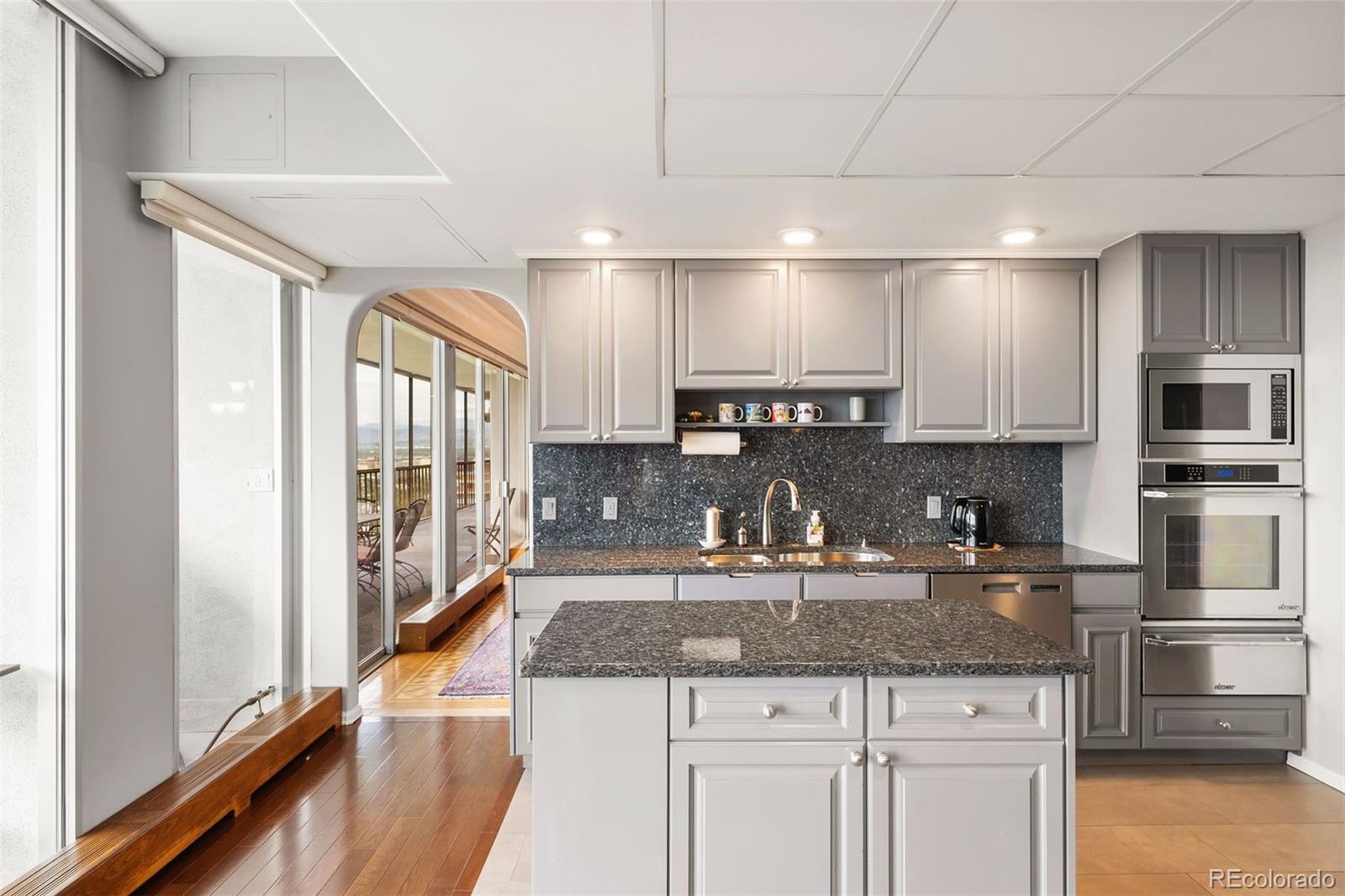 1201 N Williams Street Unit: 18A