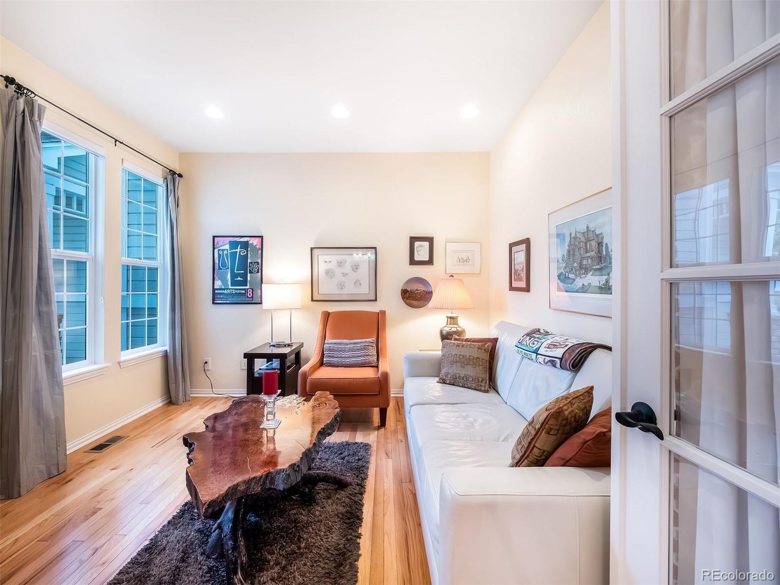 8300 Fairmount Drive Unit: P102