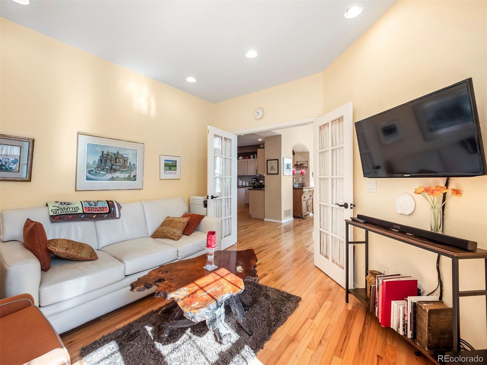 8300 Fairmount Drive Unit: P102