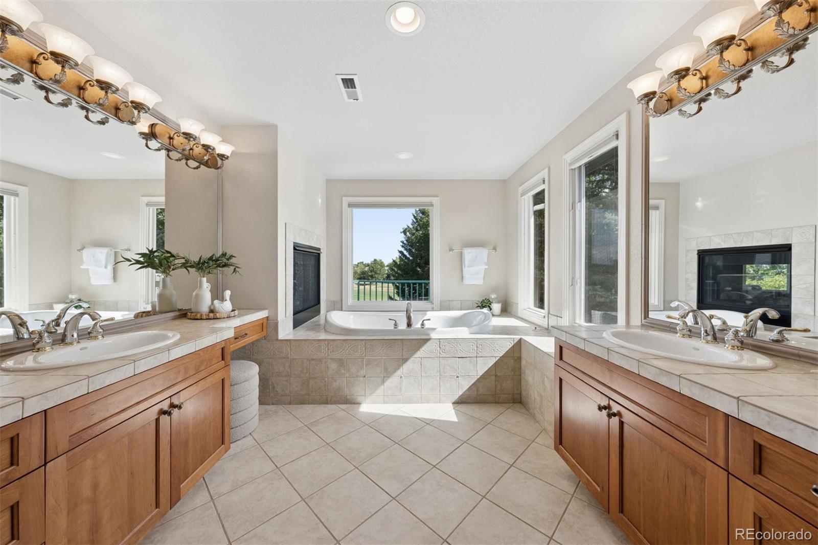 3871 Troon Circle