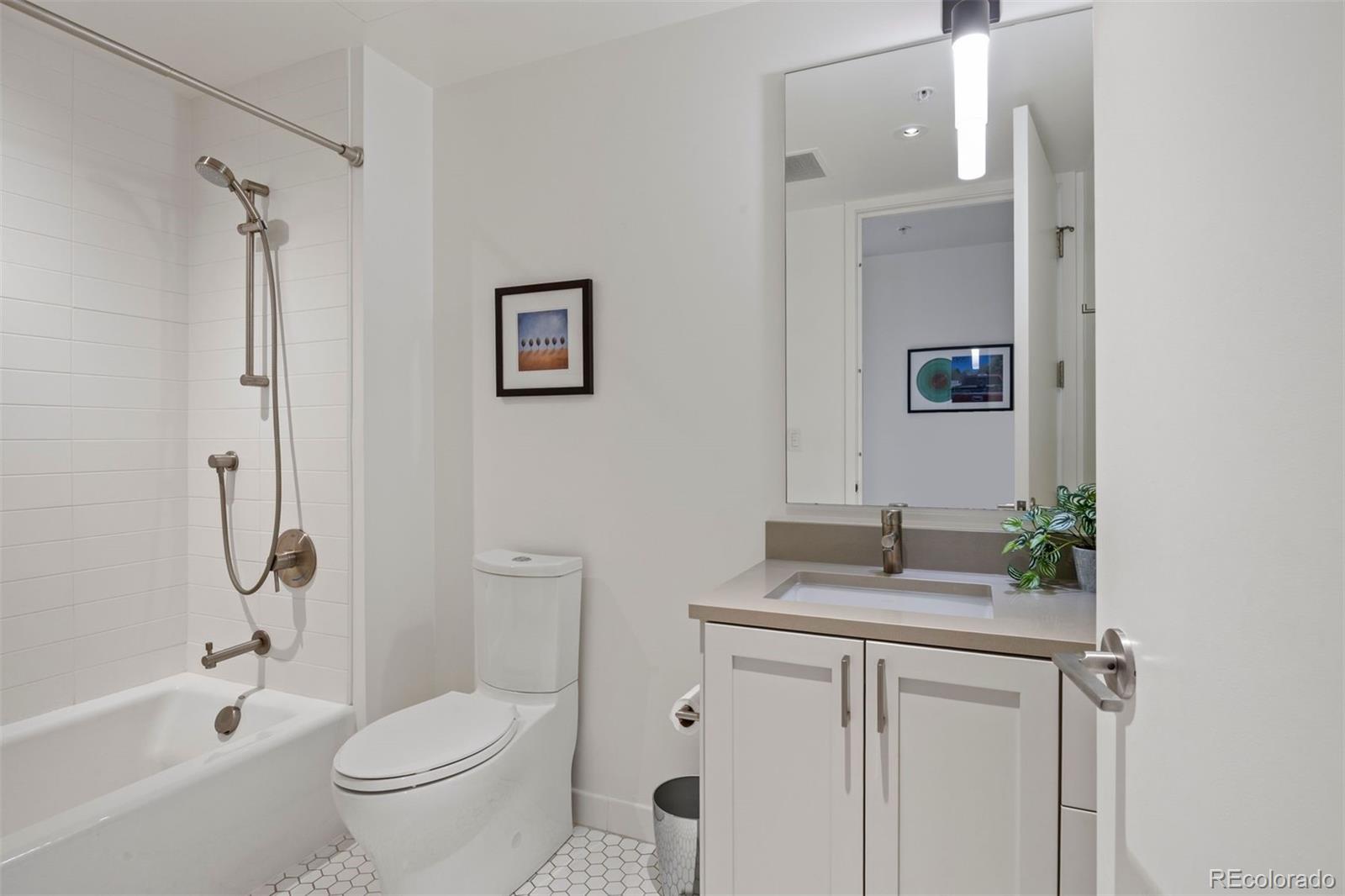 1750 Wewatta Street Unit: 1009