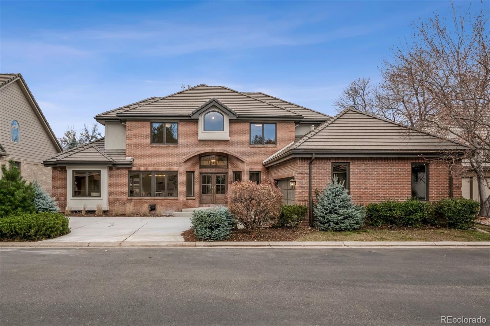 400 S Steele Street Unit: 63