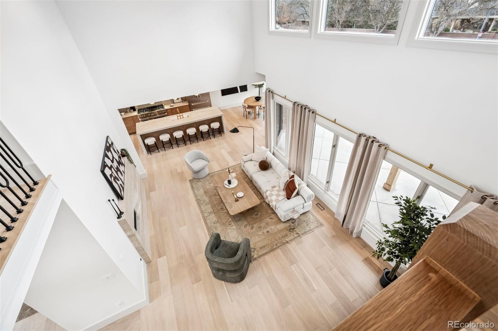 400 S Steele Street Unit: 63