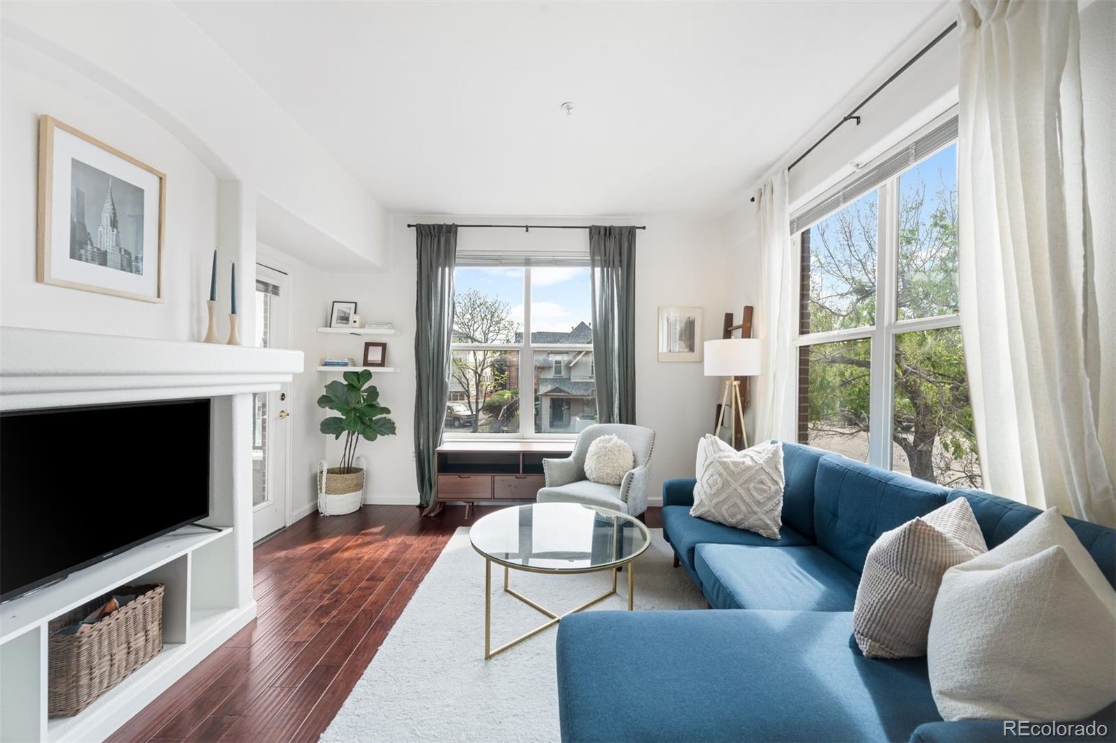 1727 N Pearl Street Unit: 204