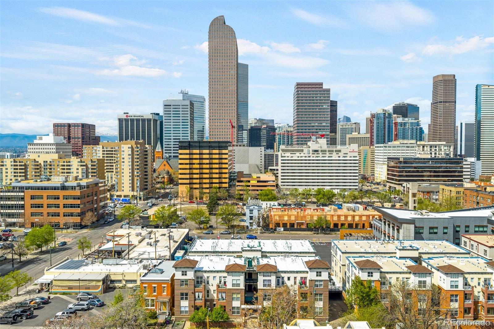 1727 N Pearl Street Unit: 204