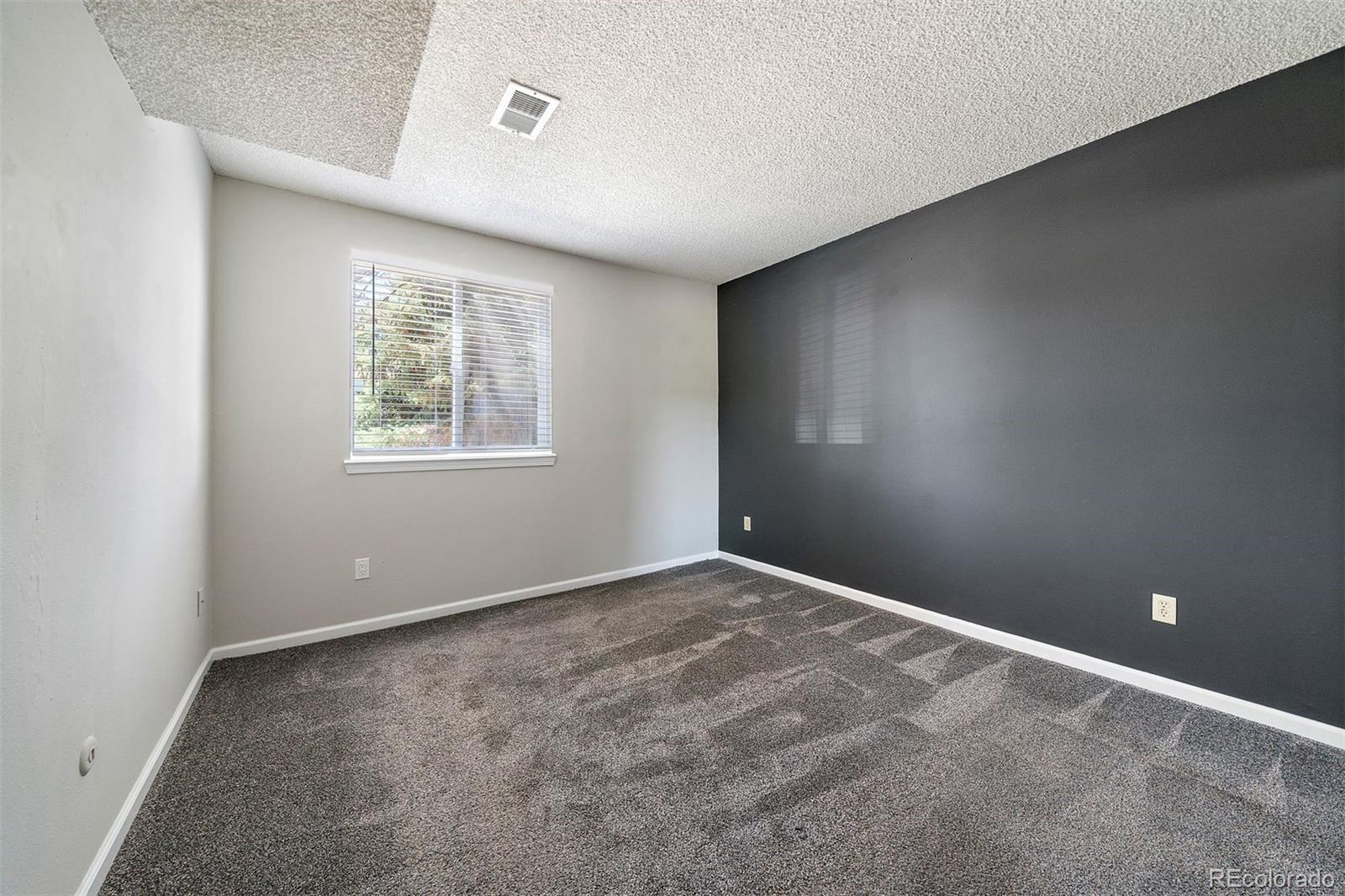 1970 S Xanadu Way Unit: 101