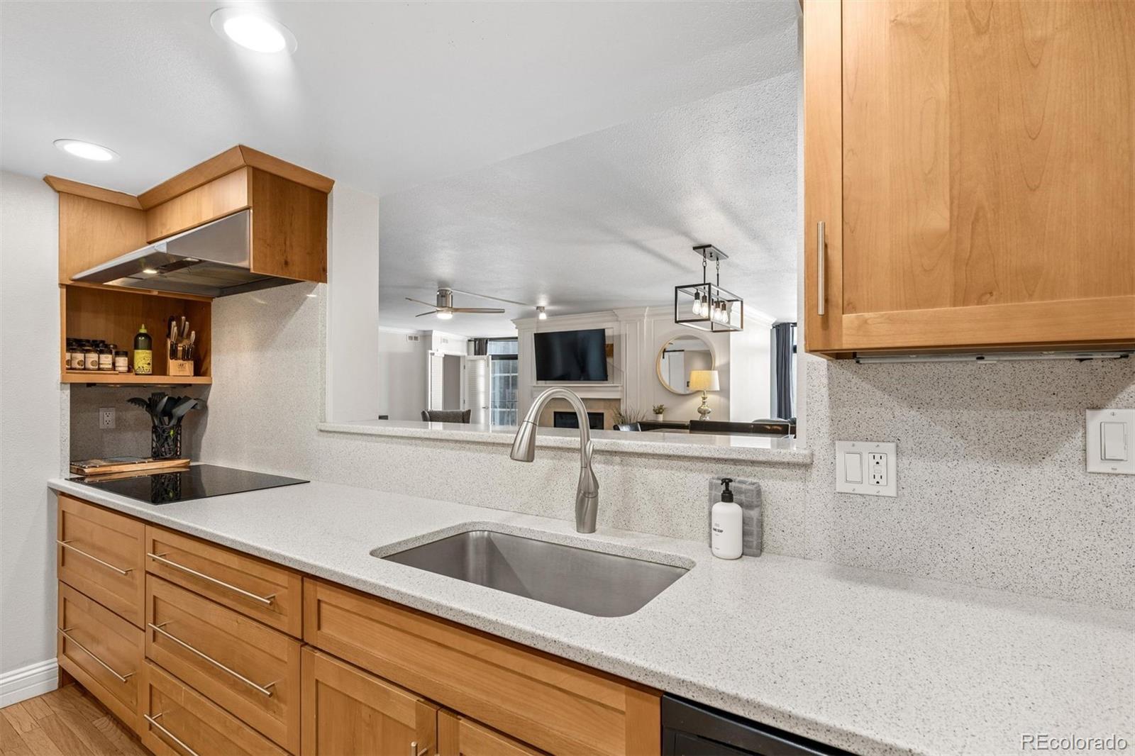 1777 Larimer Street Unit: 1608