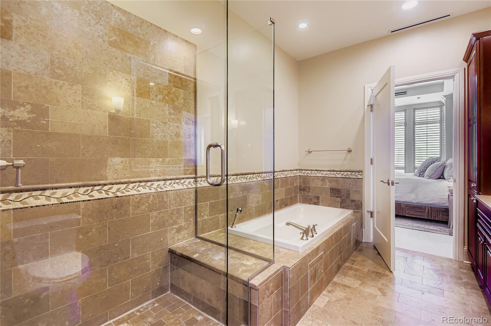 7600 Landmark Way Unit: 605